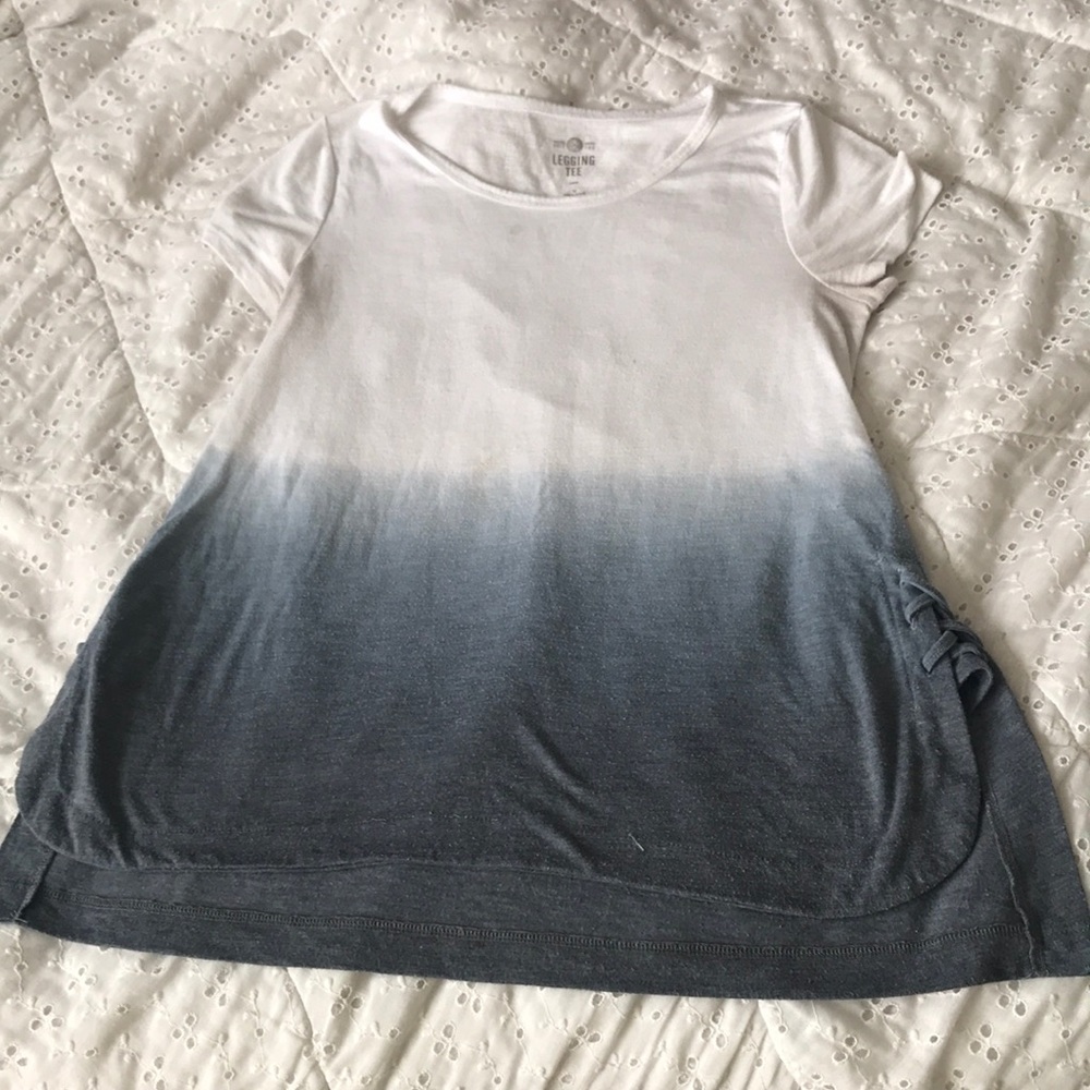 "Legging tee" shirt
